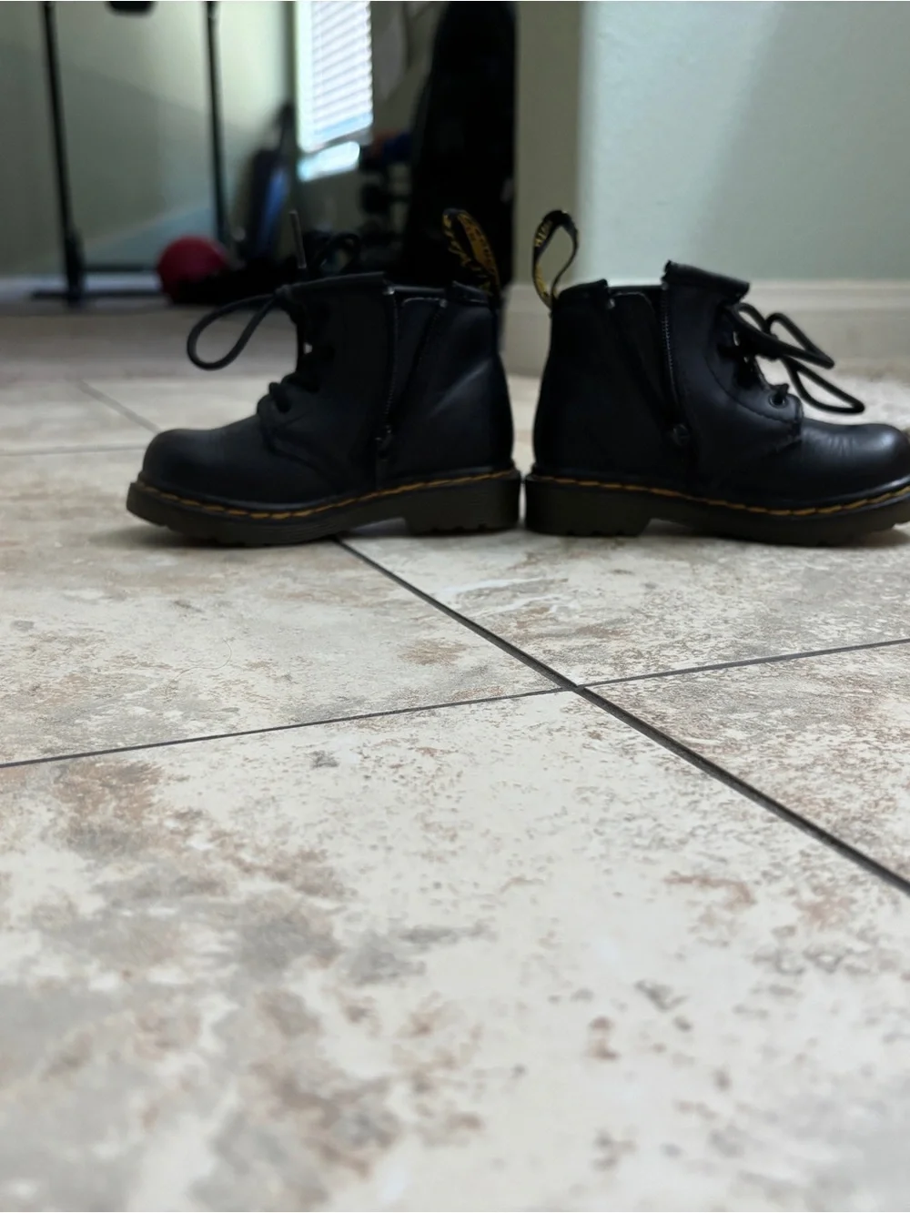 Dr. Martens classic dr
